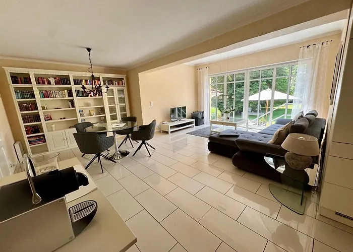 בית נופש Marina *